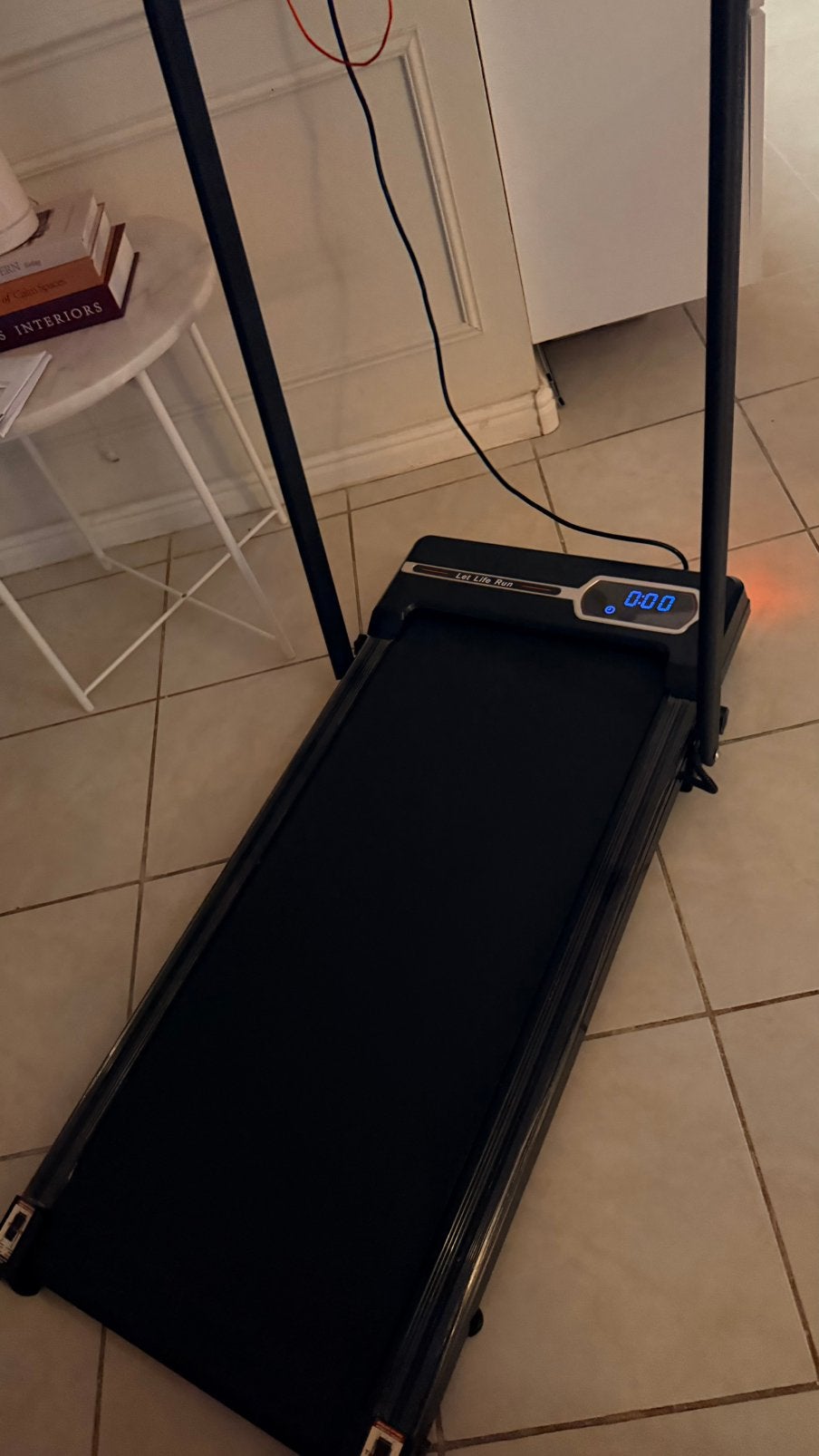 Elektrische loopband – compact model, Ophalen, Zo goed als nieuw, Metaal, Loopband