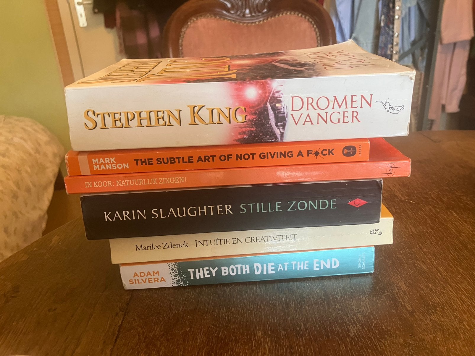 Boeken, servies, lampenkap, schilderij en lijst, Ophalen, Zo goed als nieuw