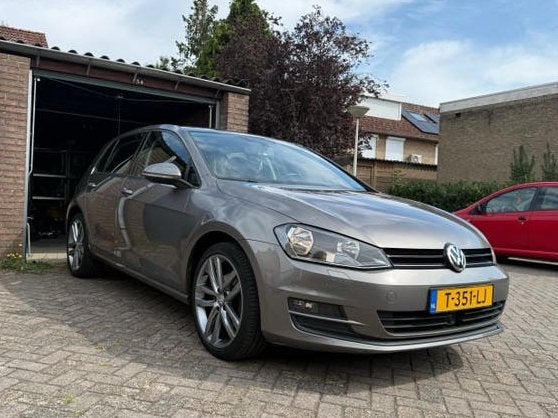 VW Golf 7 1.2 TSI Trendline 105PK 2013 APK 05-27, Auto's, Volkswagen, Voorwielaandrijving, Stof, 4 cilinders, 610 kg