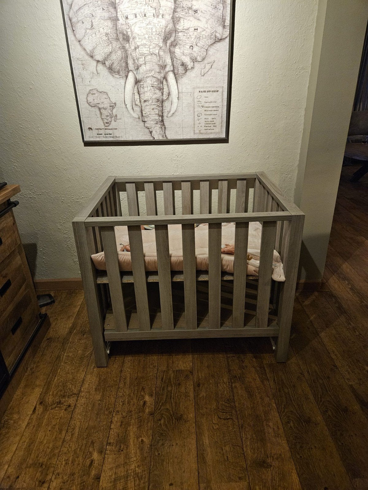 Baby box - nog prima voor een ronde, Kinderen en Baby's, Boxen, Ophalen of Verzenden, Gebruikt
