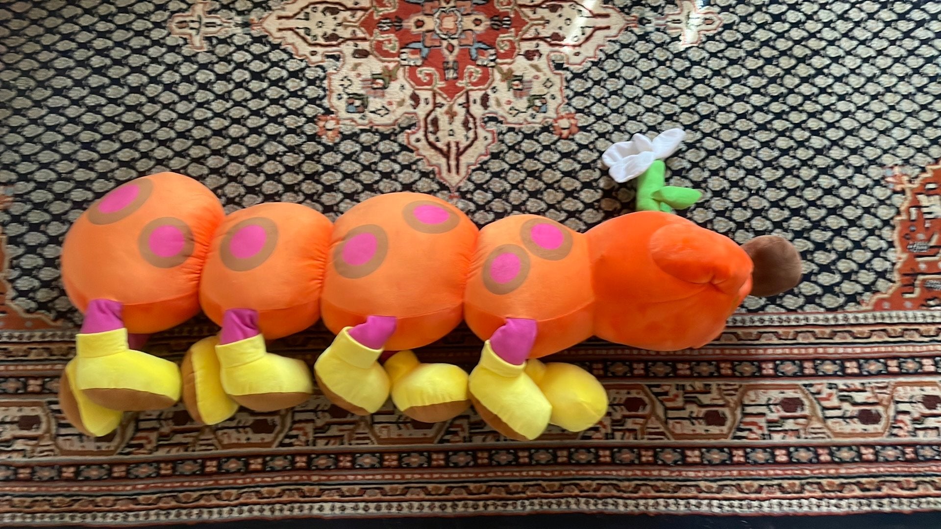 Grote rupsen knuffel oranje gele voeten bloem op het hoofd, Ophalen, Gebruikt, Overige typen