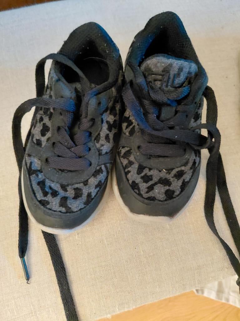 Zwarte Fila sneakers panter print maat 23, Ophalen, Gebruikt, Jongen of Meisje, Schoenen