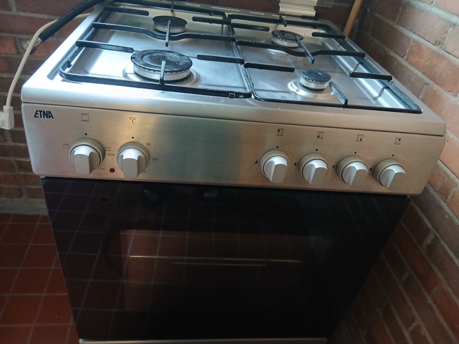 ETNA gasfornuis met oven - handvat defect, oven werkt goed, Ophalen, Gebruikt, 4 kookzones, Gas