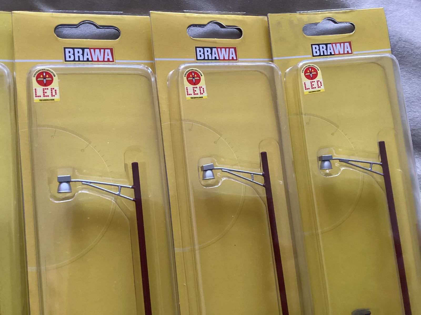 Brawa USA, 5x US Freeway LED lights, pin-socket, HO 1:87, Overige merken, Gelijkstroom of Wisselstroom, Brug, Tunnel of Gebouw
