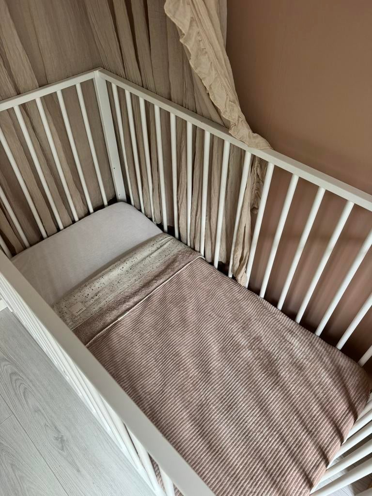 Koeka ledikant deken teddy vik oud roze, Kinderen en Baby's, Meisje, Ophalen of Verzenden, Roze, Deken of Dekbed