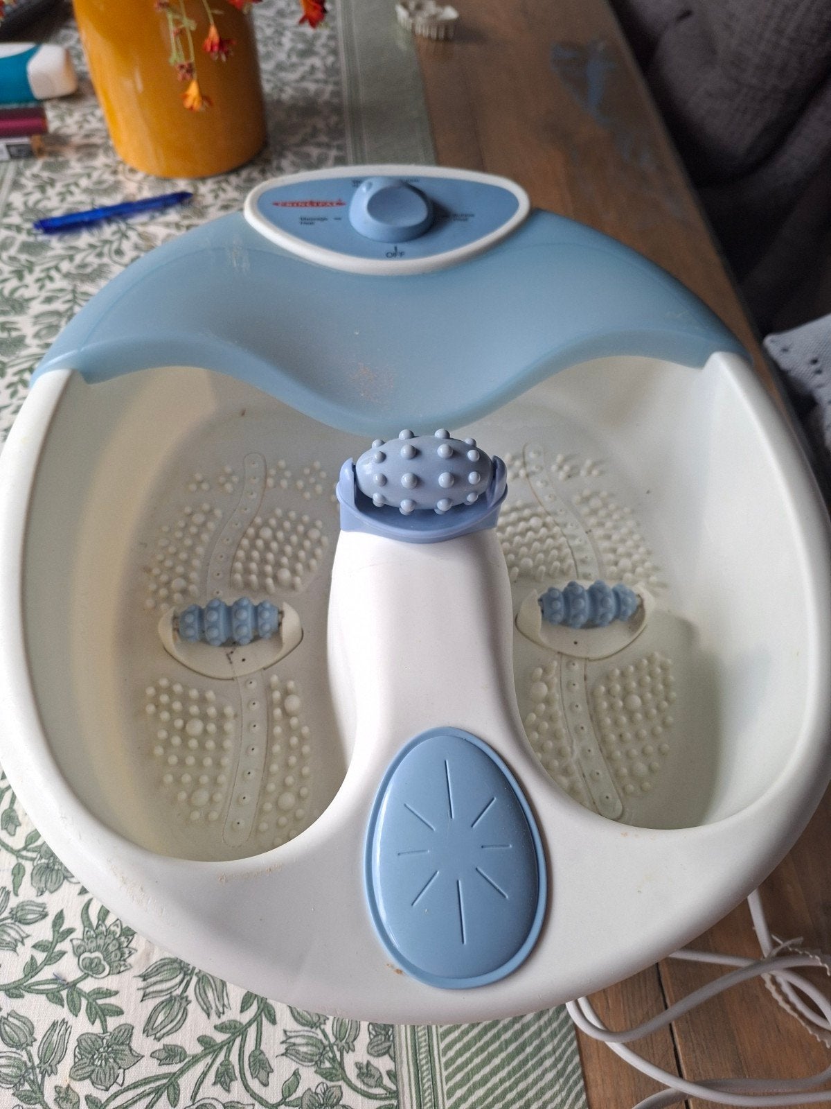 Voetenbad met massage- en bubbelfunctie, Ophalen