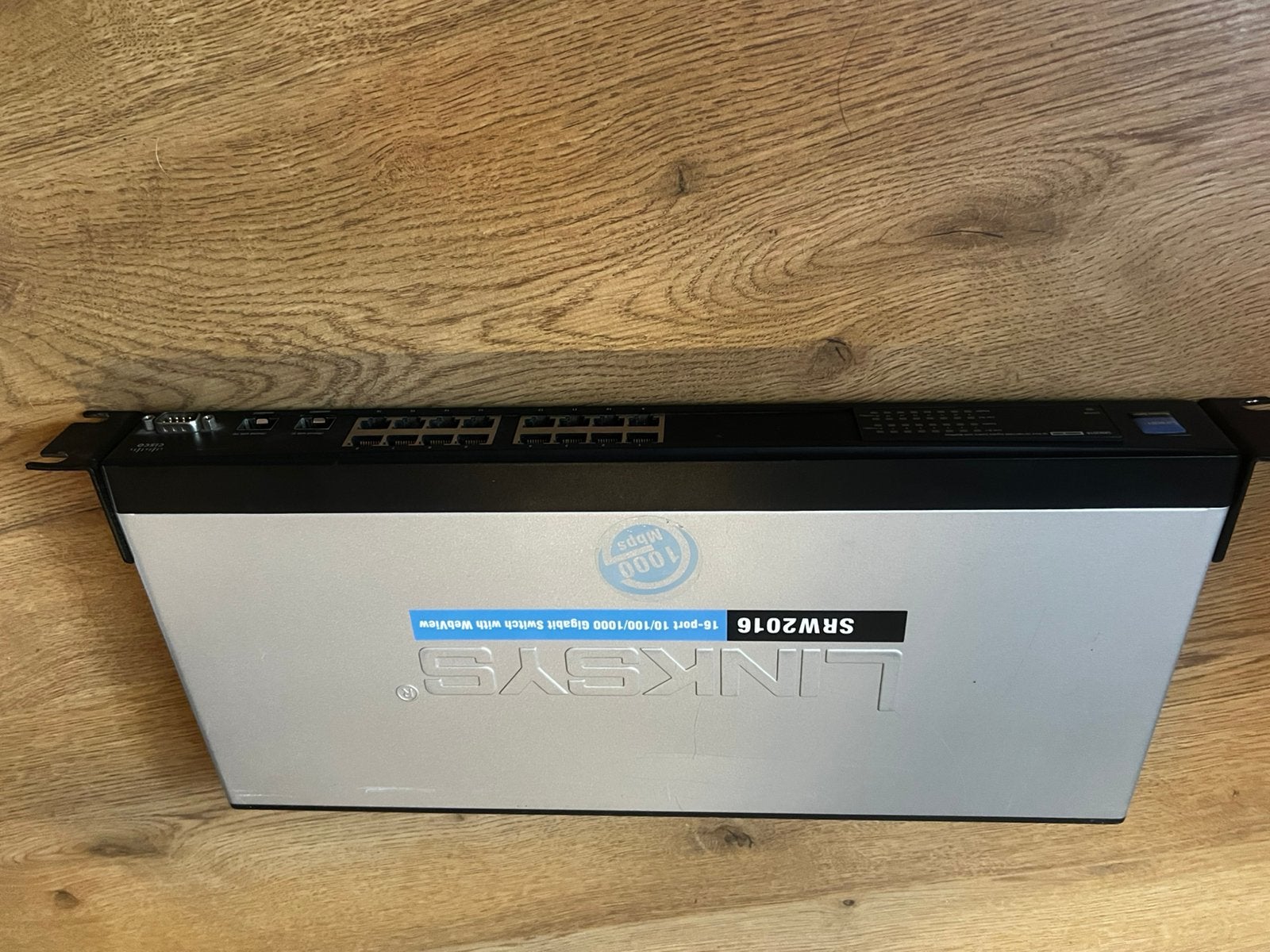 Linksys SRW2016 16-poorts Gigabit Switch met Webview, Ophalen of Verzenden, Gebruikt
