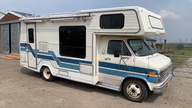 Chevrolet 22DD 5.7 Kampeerauto AUT 1979 Wit, Buscamper of Camperbus, Particulier, LPG, Overige merken