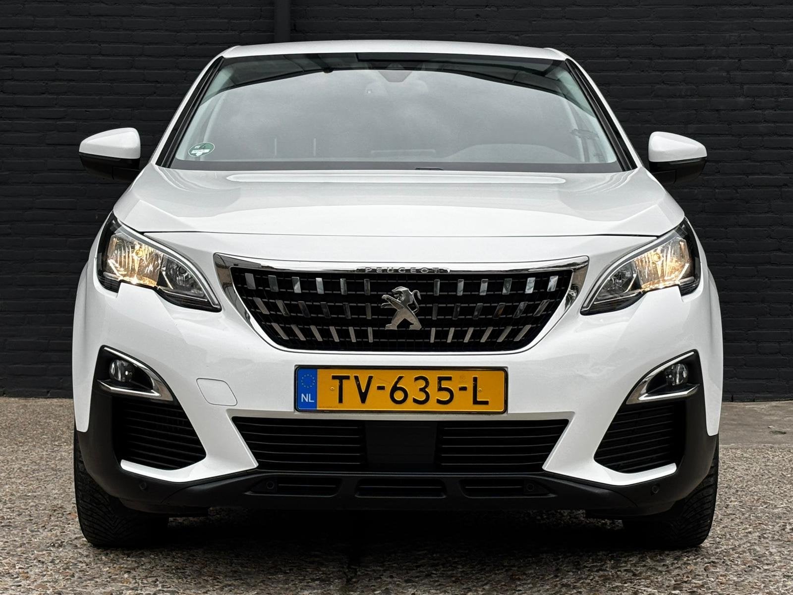Peugeot 3008 1.2 PureTech Blue Lease Executive CAMERA|PDC|CR, Auto's, Voorwielaandrijving, Dealer onderhouden, Stof, Gebruikt