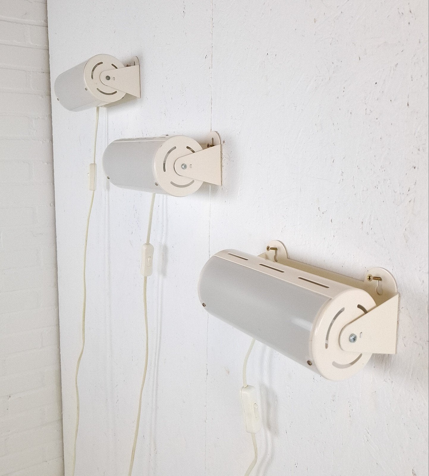 3x Vintage wandlamp Ikea Smyg metaal/kunststof wit, Antiek en Kunst, Ophalen of Verzenden