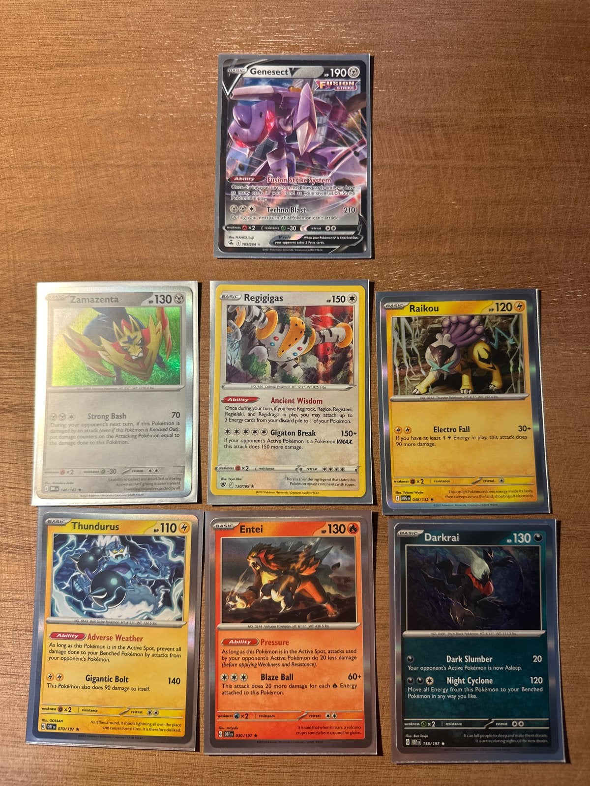 Holo Pokemon kaarten (Genesect V, Zeldzame Legendary's), Hobby en Vrije tijd, Verzamelkaartspellen | Pokémon, Ophalen of Verzenden