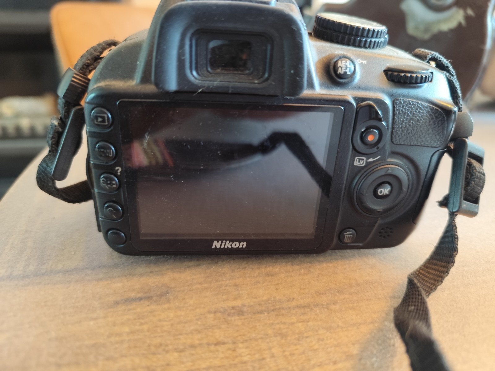 Nikon D3100 Spiegelreflexcamera met lens en lader, Ophalen, Gebruikt, Spiegelreflex, 4 t/m 7 keer