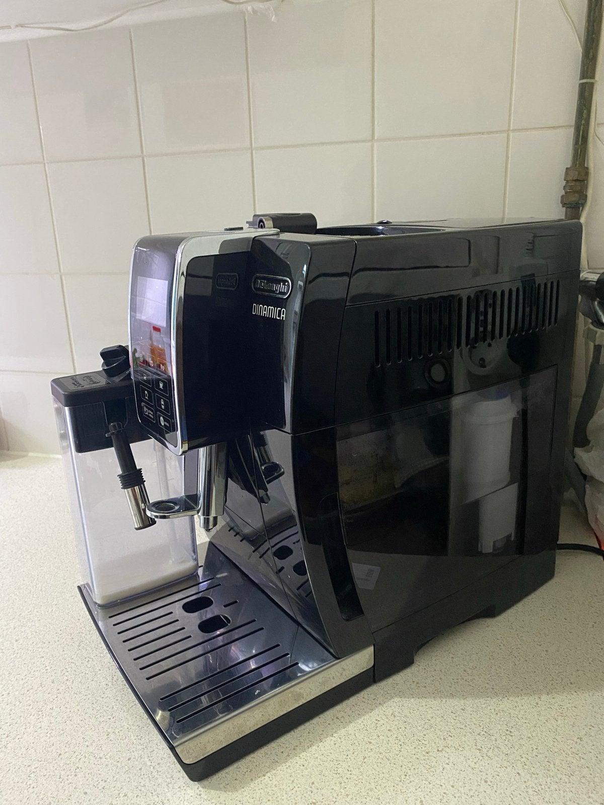 De'Longhi Dinamica ECAM 350.55.B Volautomatische Espressomac, Afneembaar waterreservoir, Espresso apparaat, Zo goed als nieuw