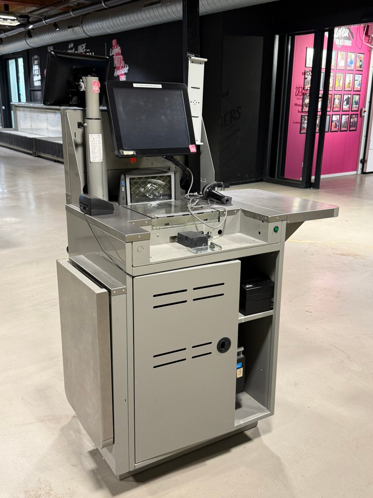 Pan Oston Kassameubel met POS Systeem | Winkelkassa, Ophalen