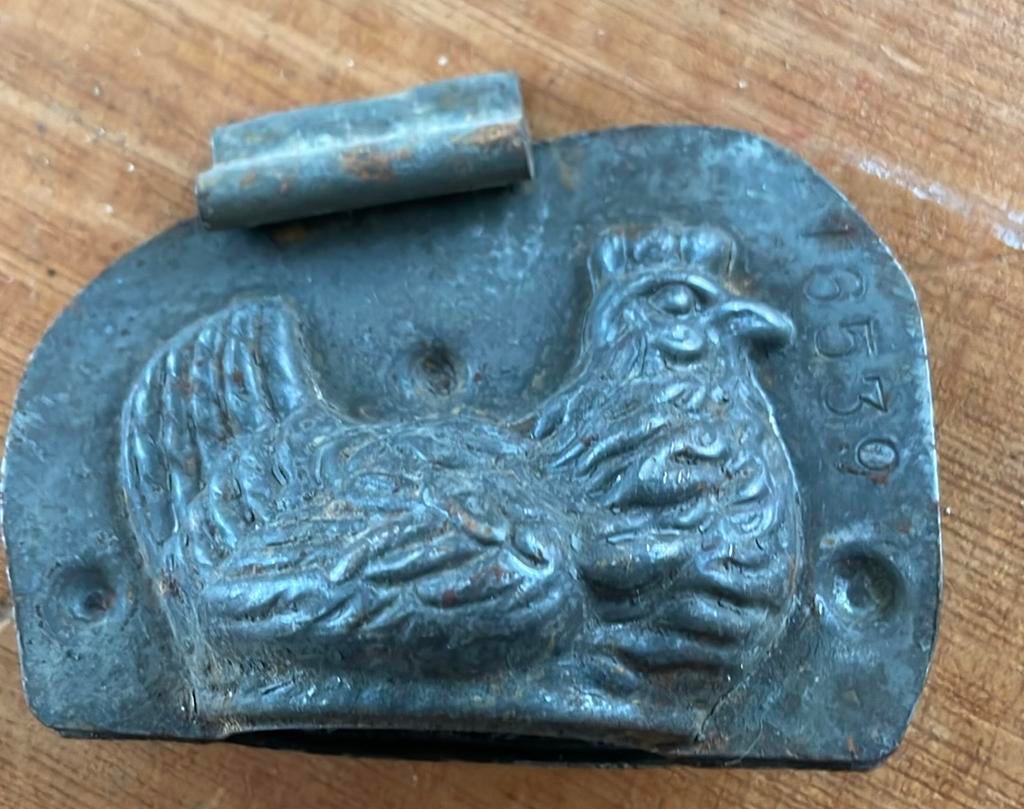 metalen chocoladevorm in de vorm van een kip, Antiek en Kunst, Curiosa en Brocante, Ophalen of Verzenden
