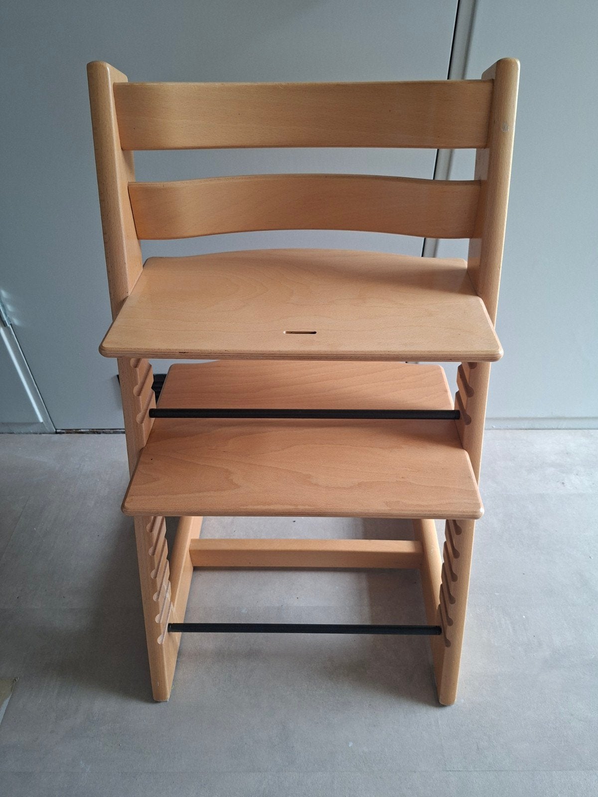Stokke Tripp Trapp kinderstoel naturel nieuwste model, Kinderen en Baby's, Kinderstoelen, Ophalen, Gebruikt, Meegroeistoel, Aanschuifbaar