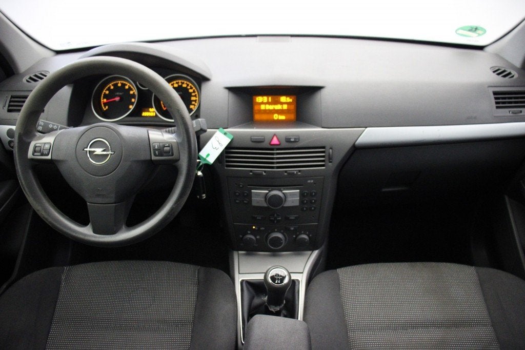 Opel ASTRA Wagon 1.8 Edition - Cruise, Trekhaak, APK 04-2027, 125 pk, Gebruikt, 1225 kg, 4 cilinders