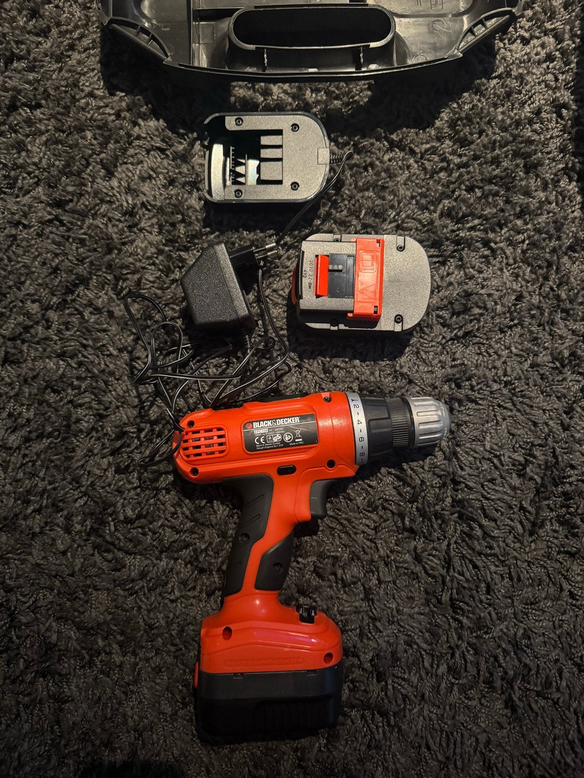 Black & Decker Accuboormachine met extra accu en lader, Gebruikt, Variabele snelheid, Ophalen of Verzenden, Boor- en Schroefmachine