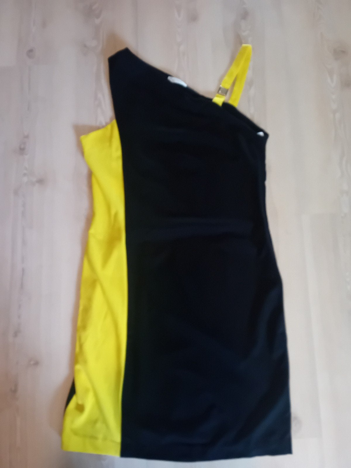 Versace Collection Zwart Geel Asymmetrische Jurk, Kleding | Dames, Zwart, Maat 42/44 (L), Ophalen of Verzenden, Zo goed als nieuw