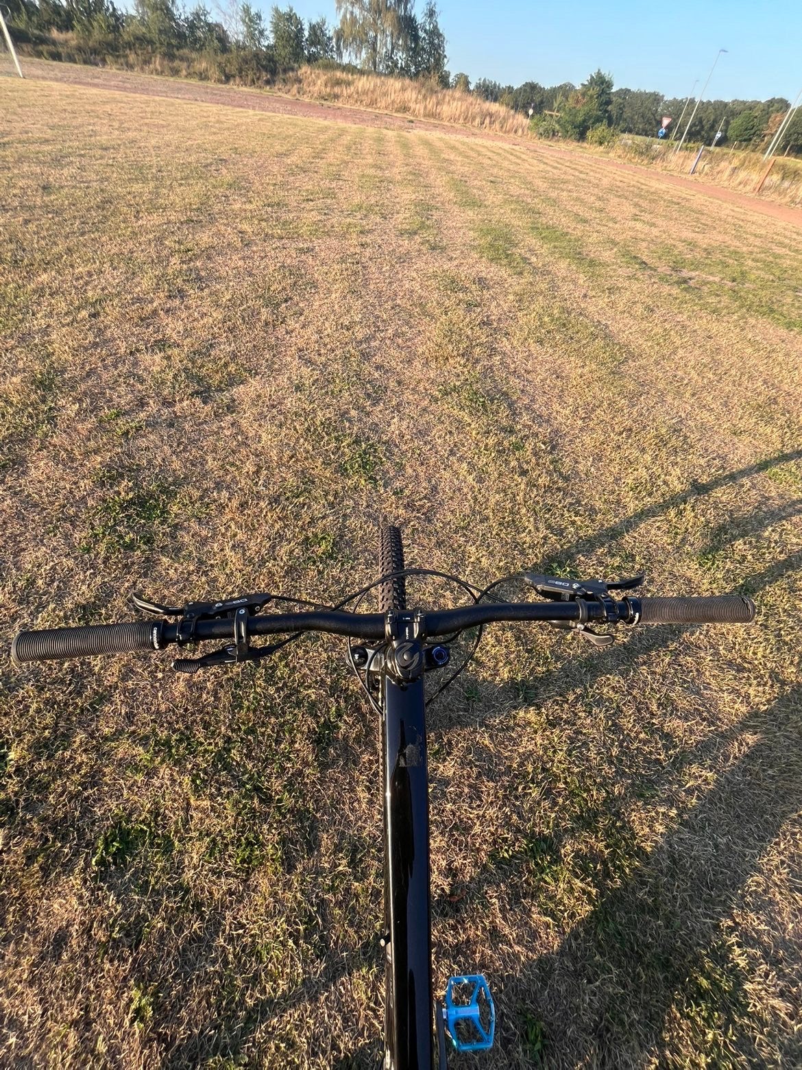 Foto 6 van Mountainbike = Cannondale habit 4 XL