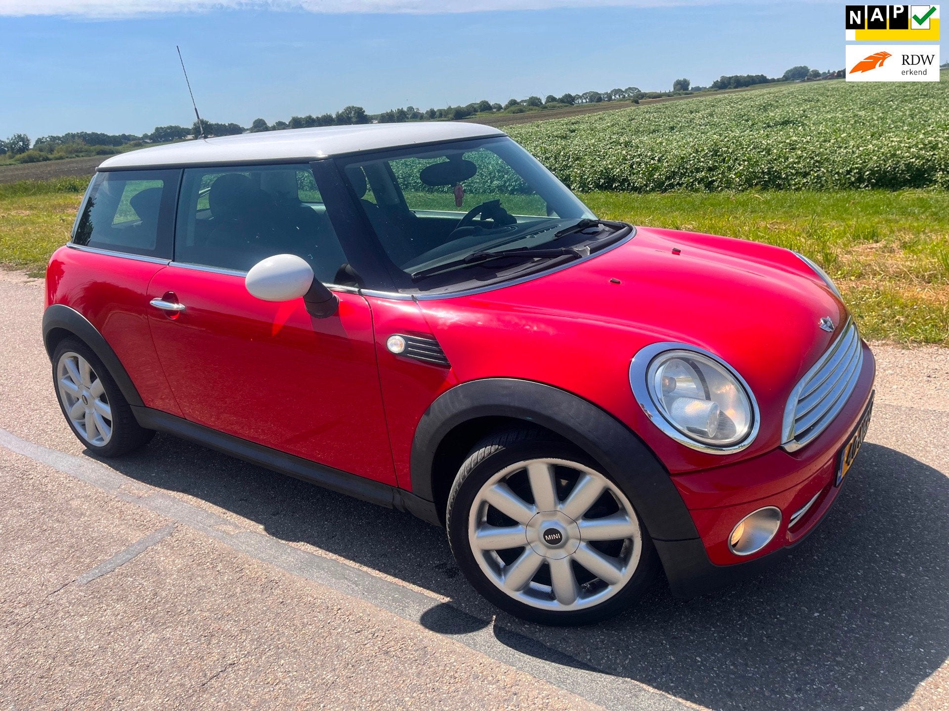Mini 3-Deurs 1.6 Cooper Business Line, Voorwielaandrijving, Gebruikt, 4 cilinders, 4 stoelen