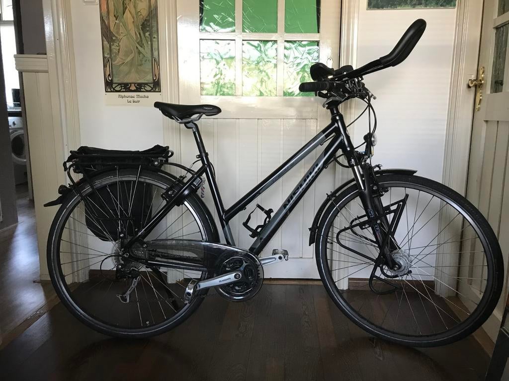 Toerfiets 3x8 versnellingen en schijfremmen, 28 inch, Gebruikt, 15 tot 20 versnellingen, 50 tot 53 cm