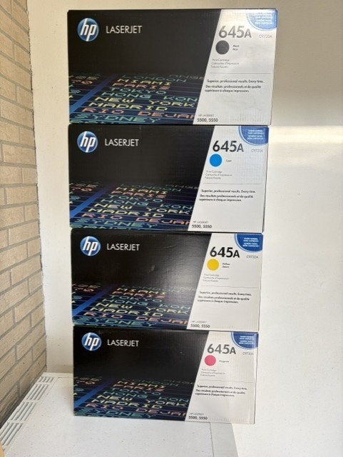Te Koop : HP C9730-9733A (HP645A) tonercartridges, Ophalen of Verzenden, Nieuw, Toner, HP (ORIGINEEL)