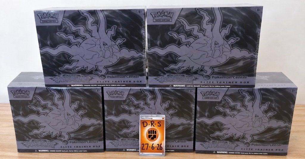 POKEMON CENTER | Pitch Black Elite trainer Box (Mint), Hobby en Vrije tijd, Ophalen of Verzenden, Nieuw, Overige typen, Foil