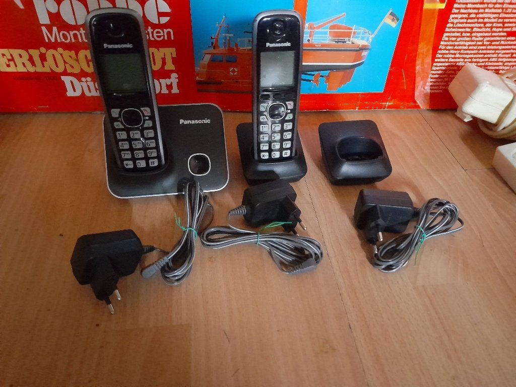 Draadloze huistelefoon set Panasonic, Ophalen, Zo goed als nieuw, 2 handsets