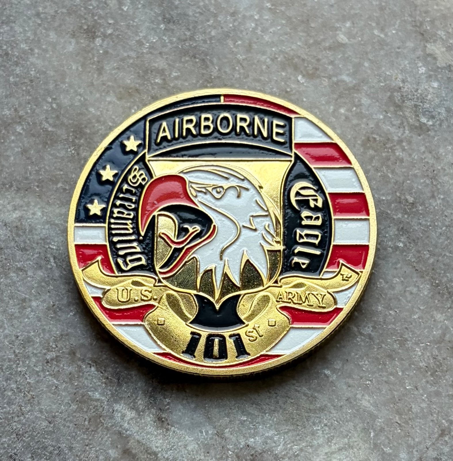 US Army 101st airborne division coin, Ophalen of Verzenden, Landmacht, Amerika, Embleem of Badge