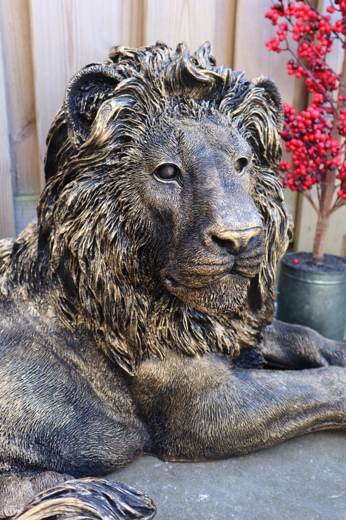 Liggende leeuw beeld antiek goud 93 cm | Tuin & interieur, Dierenbeeld, Kunststof, -, -