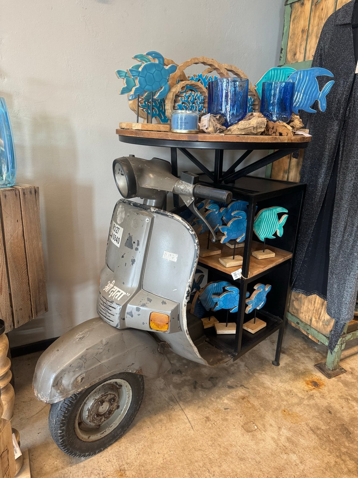 Unieke Scooter Bar / Decoratieve Display Unit, Ophalen