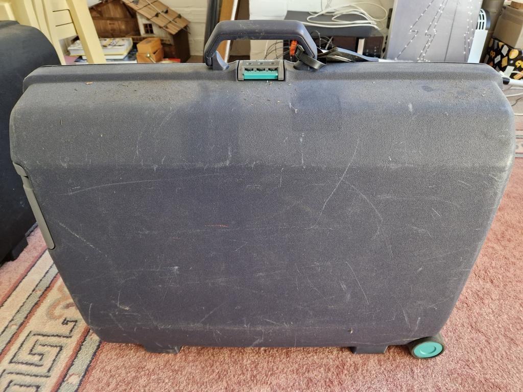 Set van 2 Samsonite koffers: blauw en zwart met cijferslot, Gebruikt, Hard kunststof, 70 cm of meer, 55 cm of meer