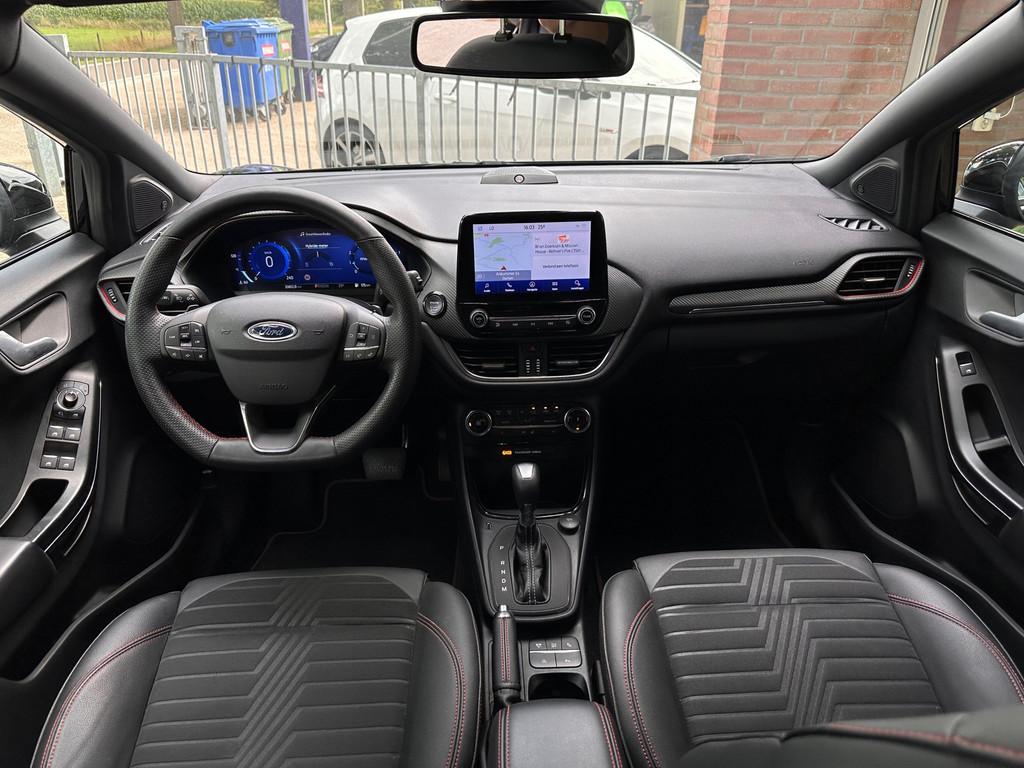 Ford Puma 1.0 EcoBoost Hybrid Titanium Automaat Camera, 125 pk, Leder en Stof, Zwart, 665 kg