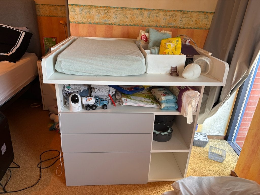 IKEA SMÅSTAD Commode (en kast), Kinderen en Baby's, Kinderkamer | Commodes en Kasten, Ophalen, 50 tot 70 cm, Zo goed als nieuw