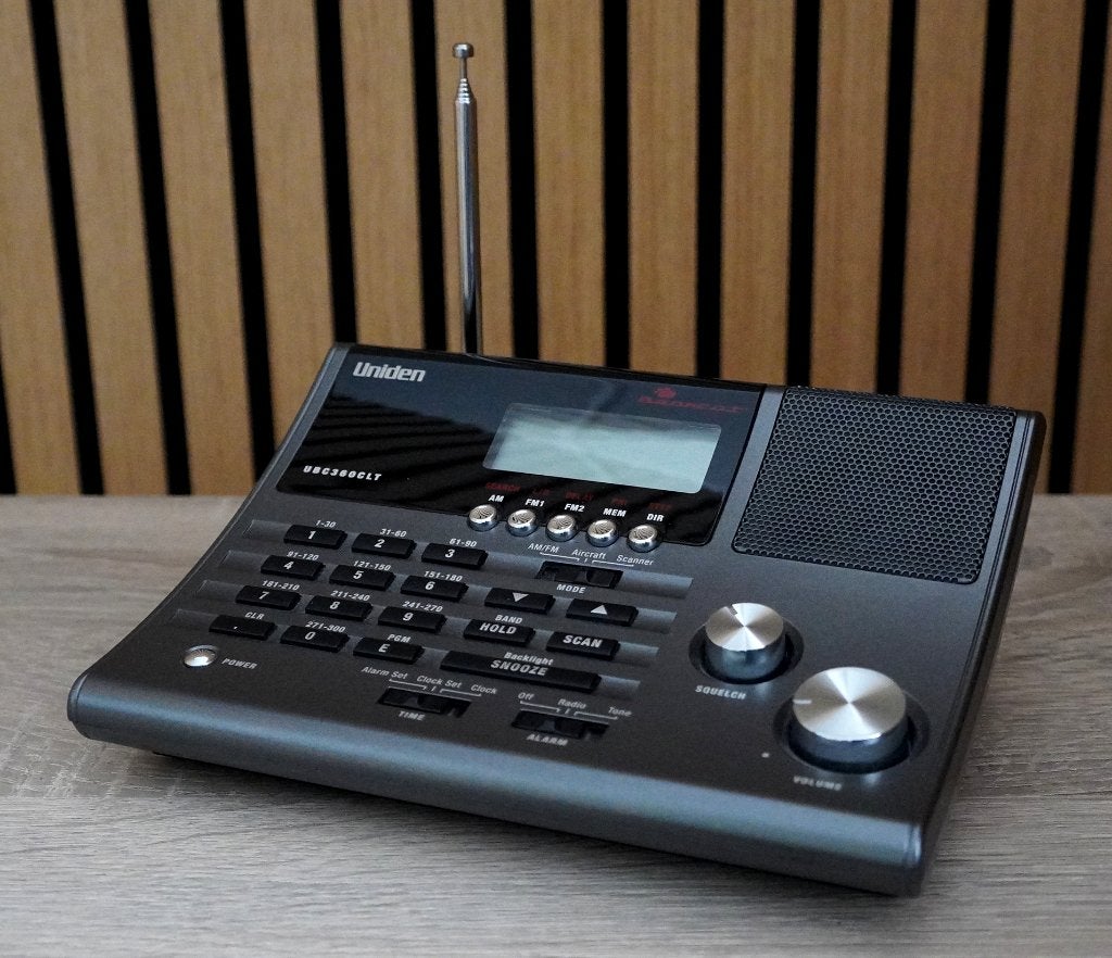 Uniden UBC360CLT Scanner 0,5-1,72Mhz & 25-960Mhz 300 kanalen, Telecommunicatie, Japan, ., Uniden, Ontvanger