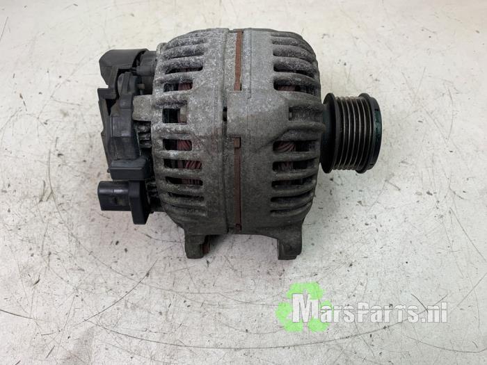 Dynamo van een Volkswagen Golf, Auto-onderdelen, Motor en Toebehoren, Gebruikt, -, Volkswagen, -