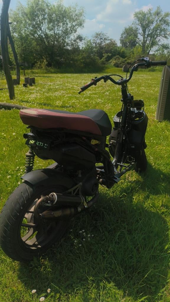 Aprilia sr50 motard
70cc in onderdelen, Ophalen, Tweetakt, Gebruikt, Overige modellen