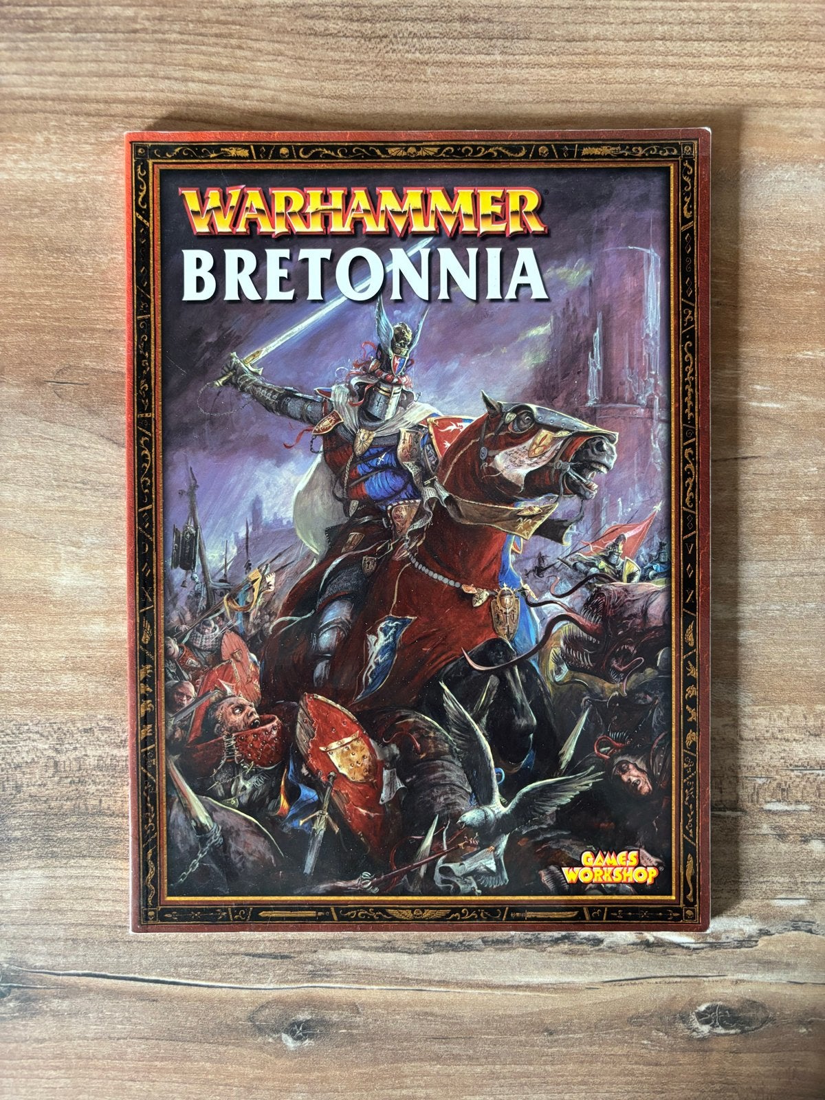 Warhammer Bretonnia Boek - Games Workshop, Hobby en Vrije tijd, Ophalen of Verzenden, Gebruikt, Warhammer, Boek of Catalogus