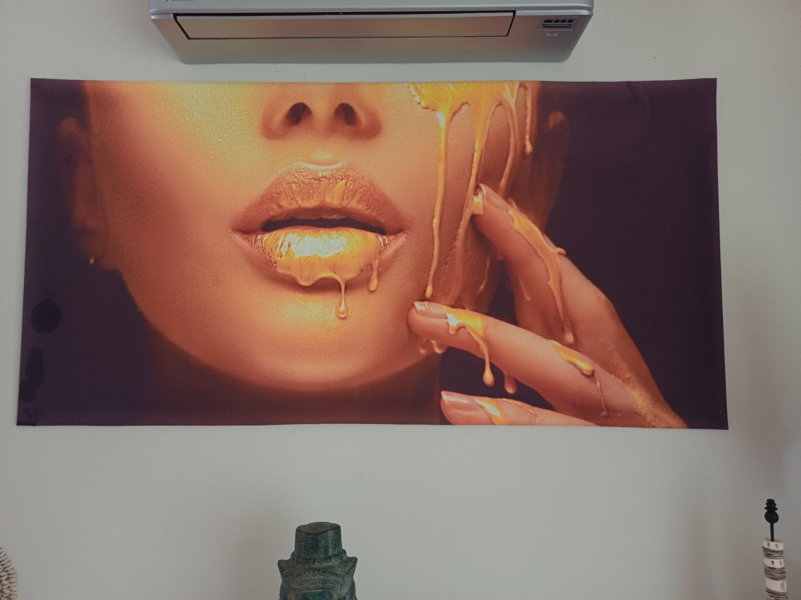 Modern Canvas Schilderij: Gouden Lippen, 50 – 75, Ophalen of Verzenden, Zo goed als nieuw, Schilderij