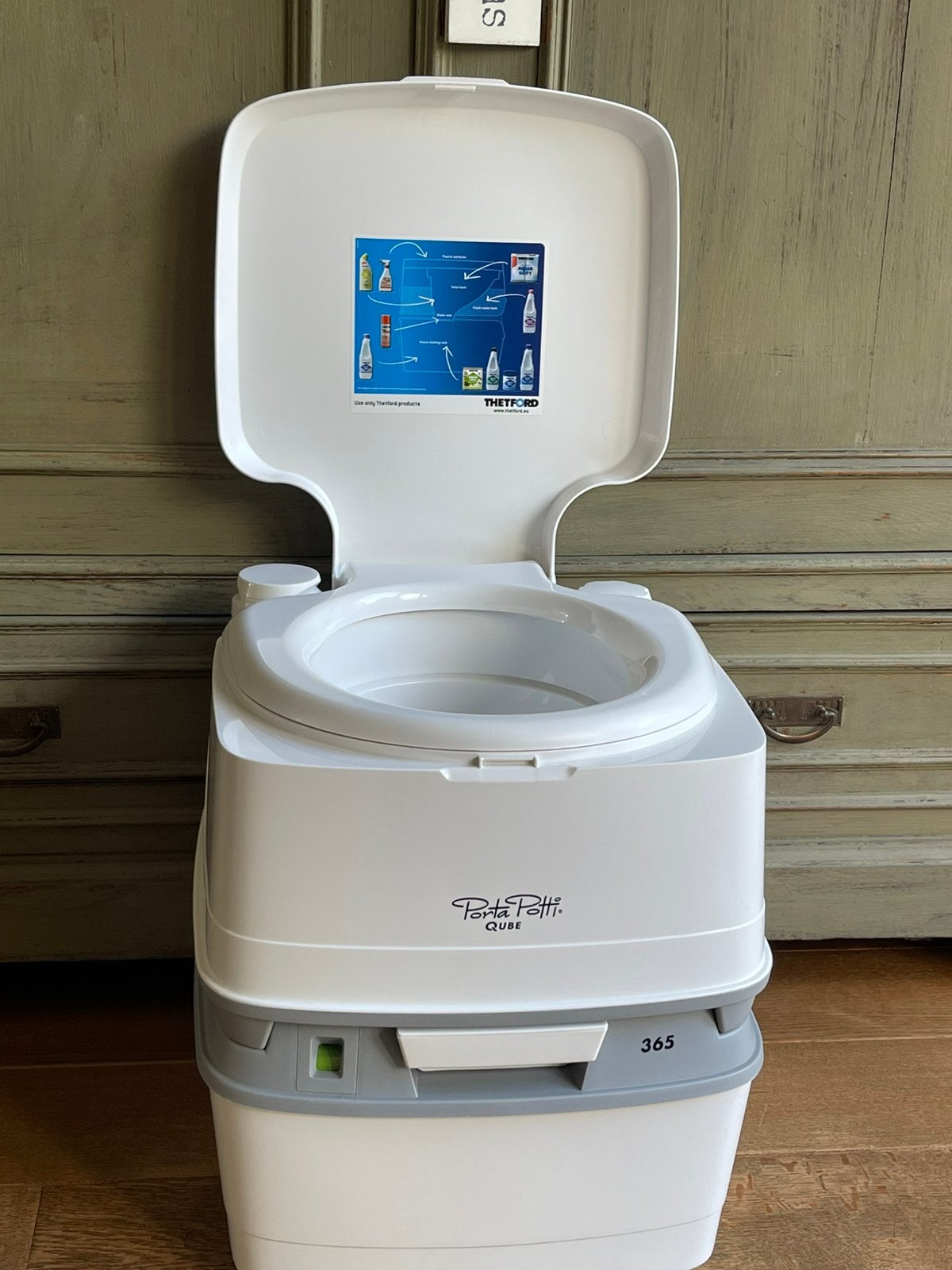 Thetford cassette toilet, Ophalen, Zo goed als nieuw