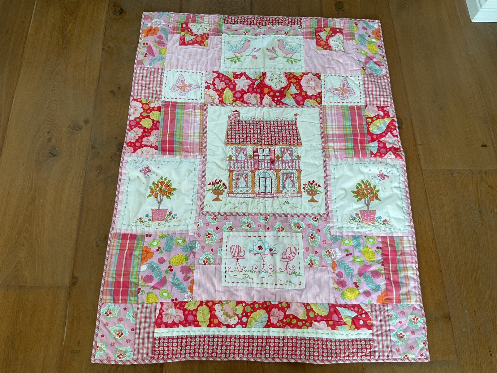 Mooi Room seven patchwork dekentje., Ophalen of Verzenden, Zo goed als nieuw, 100 cm of meer, Deken