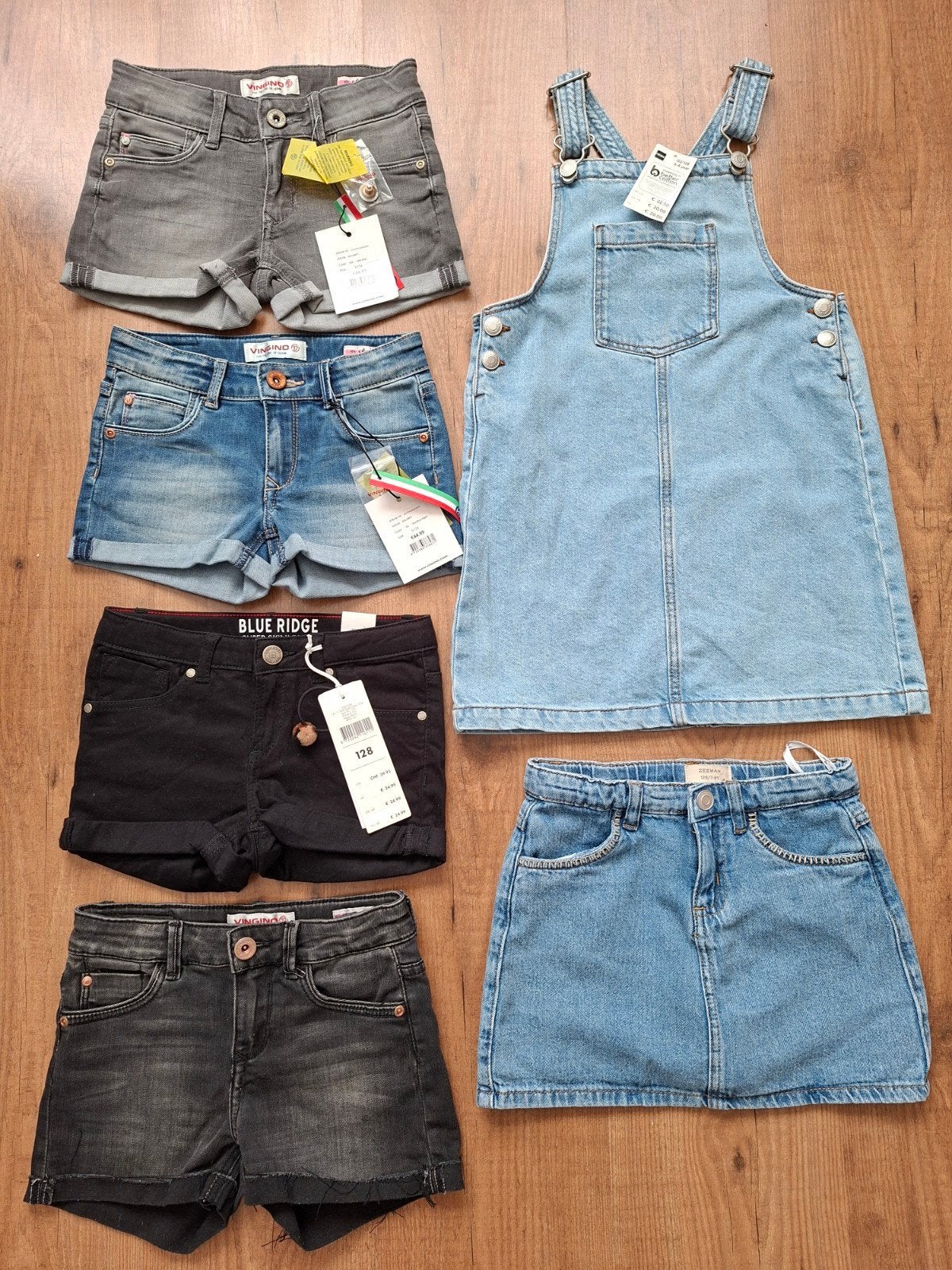 Nieuwe korte broek/short/jurk/rok meisje maat 128. Vingino, Broek, Meisje, Nieuw, Ophalen of Verzenden