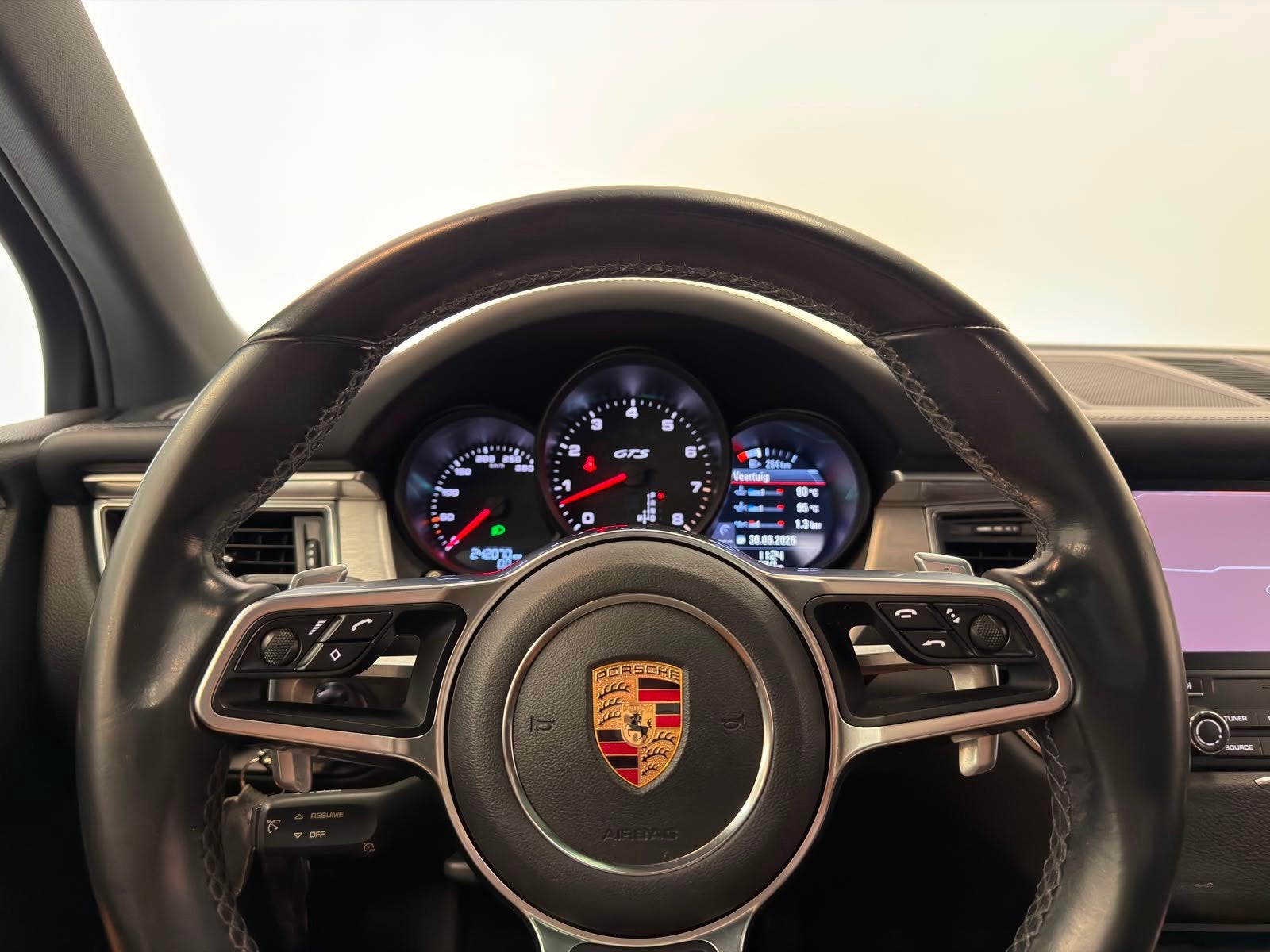 Foto 13 van Porsche Macan 3.0 GTS / Pano / Luchtvering / Trekhaak
