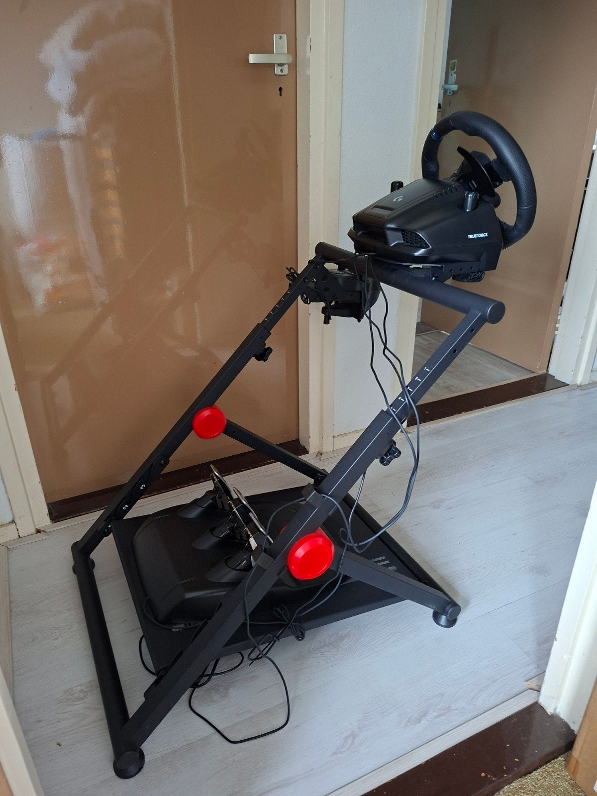 logitech stuur incl frame, Ophalen, Racestuur, Zo goed als nieuw, PC