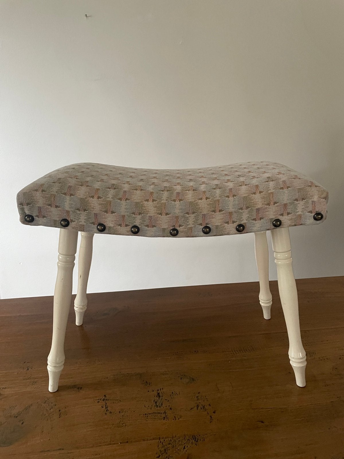 Vintage voetenbankje, Antiek en Kunst, Curiosa en Brocante, Ophalen