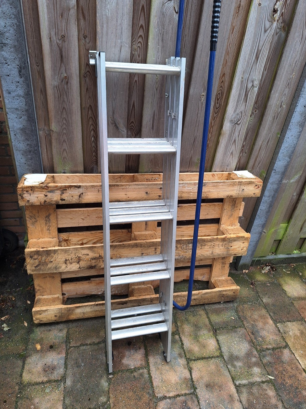 Aluminium zolder trap, Ophalen, Gebruikt, Ladder, Opvouwbaar of Inschuifbaar