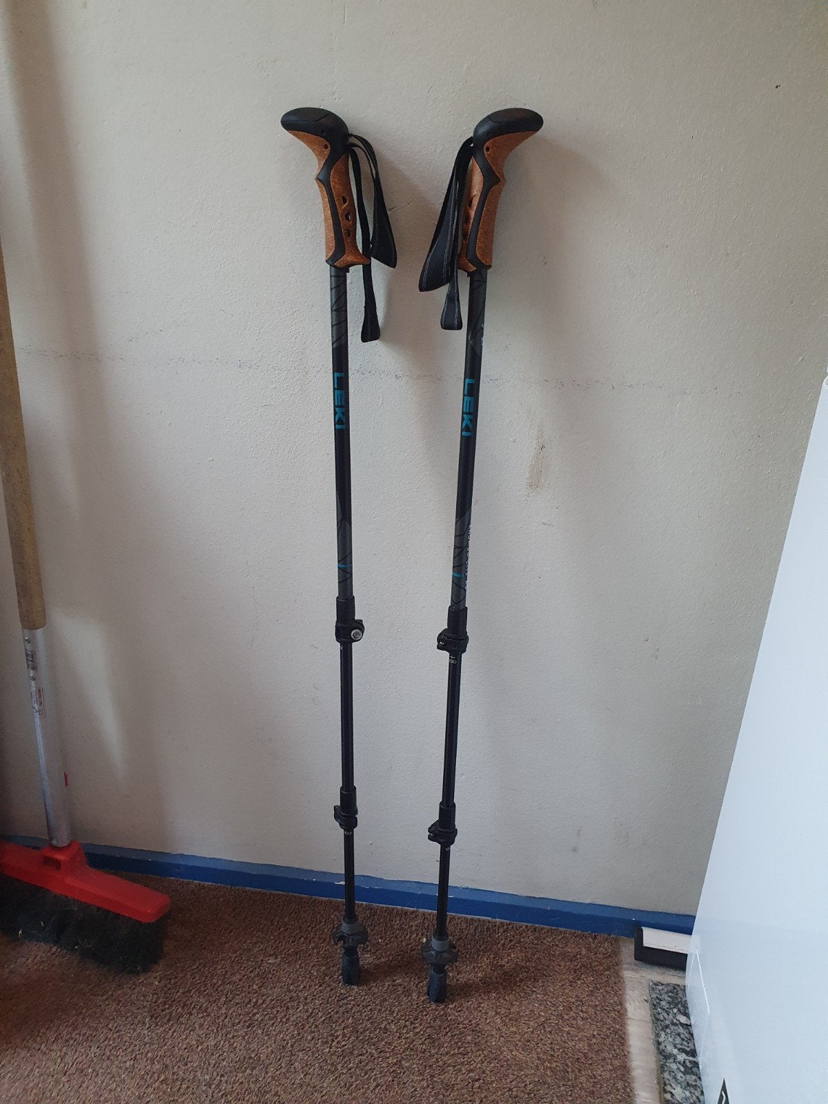 Leki Khumbu Lite AS wandelstokken, Sport en Fitness, Ophalen of Verzenden, Gebruikt, Wandelstok