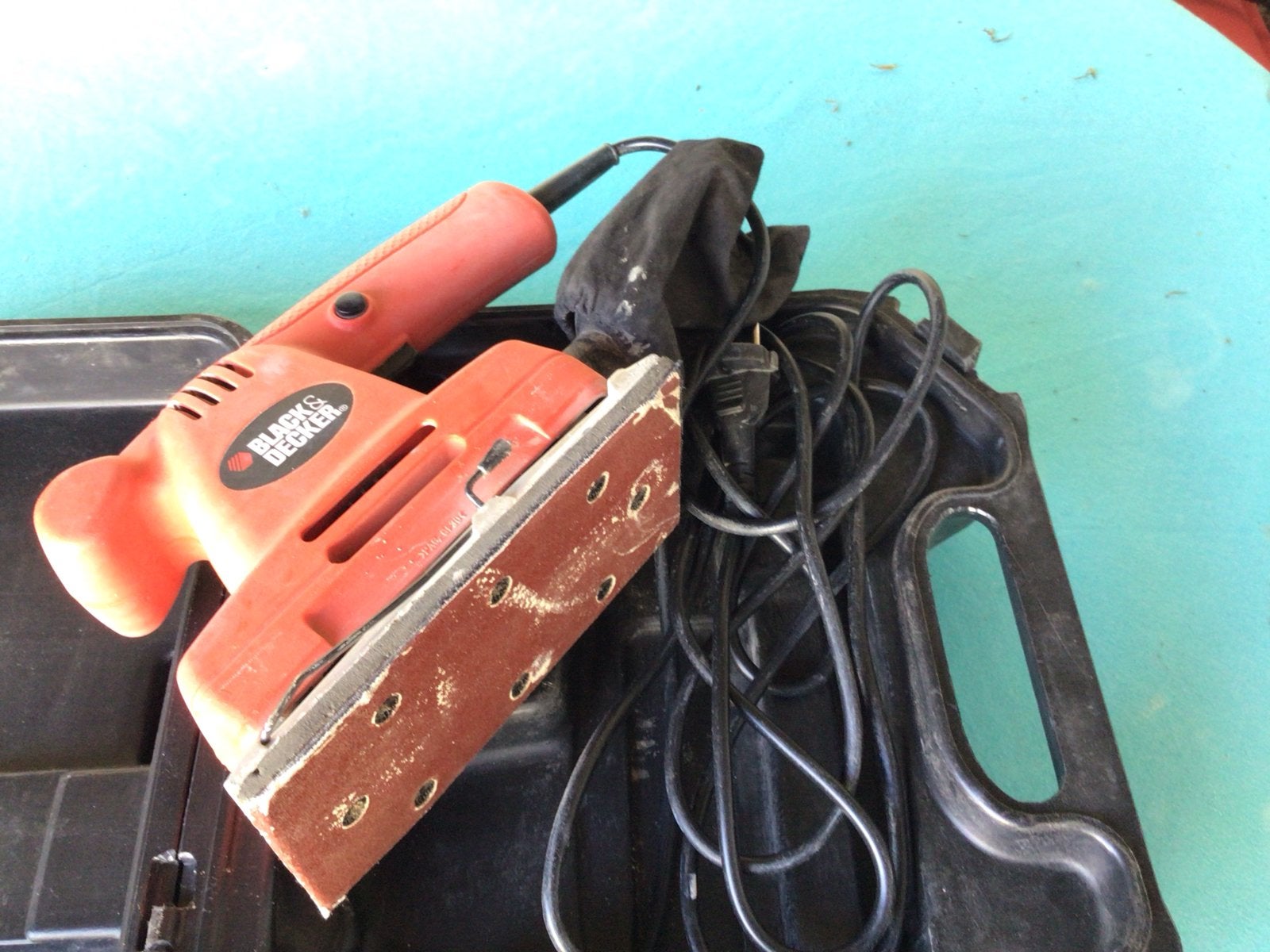 Black & Decker vlakschuurmachine met koffer, Ophalen, Gebruikt, Minder dan 600 watt, Vlakschuurmachine