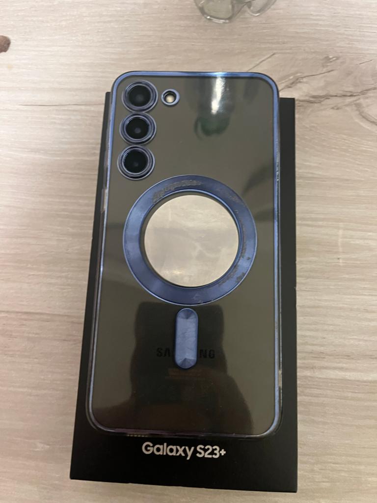Samsung Galaxy S23+ 256GB - Krasvrij met accessoires, Zwart, Touchscreen, Ophalen of Verzenden, Zo goed als nieuw